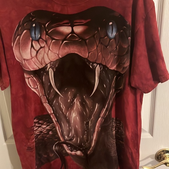 The Mountain Viper Snake Graphic Print Tie-Dye Wash Shirt. M. NWOT. - Picture 4 of 9